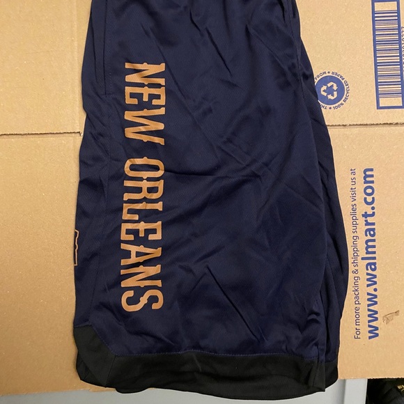 Mens New Orleans Pelicans Shorts NWT - Picture 5 of 5